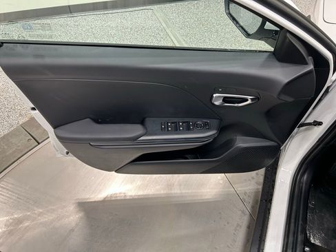 New 2026 Kia K4 EX image 12