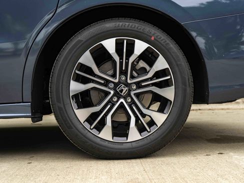 Used 2026 Honda Odyssey Elite image 15