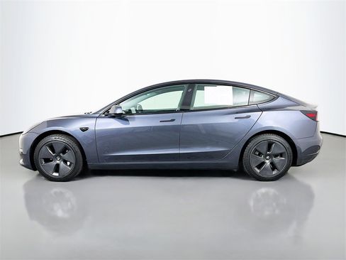 Used 2021 Tesla Model 3 Long Range image 4