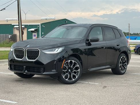 New 2026 BMW X3 xDrive30 w/ Premium Package AWD/4WD image 2