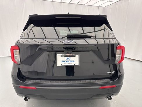 Used 2023 Ford Explorer ST-Line AWD/4WD image 6