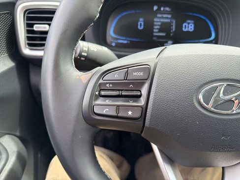 Certified 2023 Hyundai Venue SEL w/ Cargo Package FWD image 19