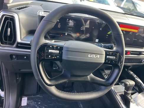 New 2026 Kia Sorento S image 10