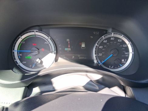 Used 2025 Toyota Highlander XLE AWD/4WD image 22