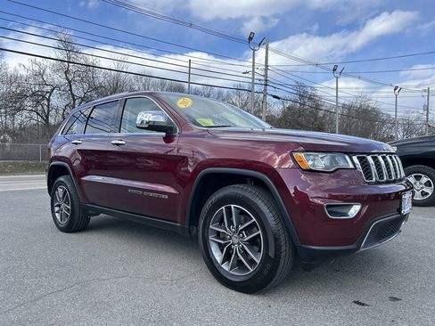 Used 2017 Jeep Grand Cherokee Limited image 3