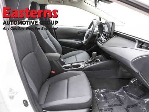 Used 2023 Toyota Corolla LE image 24