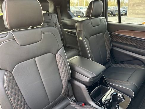 New 2025 Jeep Grand Cherokee L Summit image 25