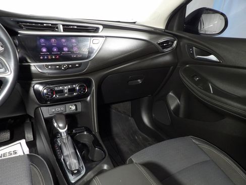 Used 2020 Buick Encore GX Select image 12
