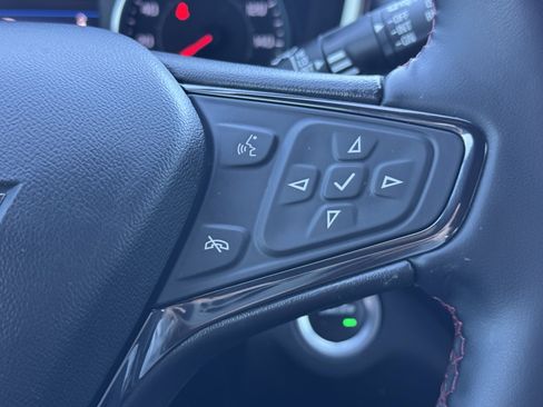 Used 2023 Chevrolet Equinox RS image 17