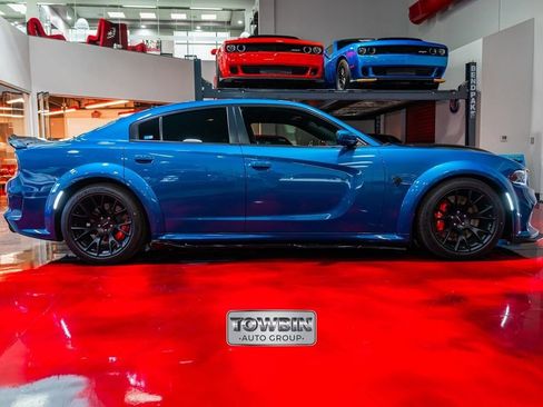 Used 2022 Dodge Charger SRT Hellcat w/ Harman/Kardon Audio Group RWD image 9