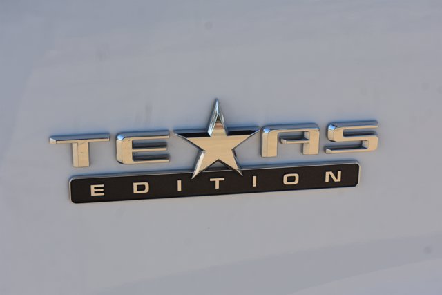 Used 2025 Chevrolet Silverado 1500 RST AWD/4WD image 13