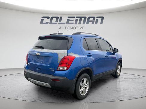 Used 2016 Chevrolet Trax LT w/ LT Sun and Sound Package image 5