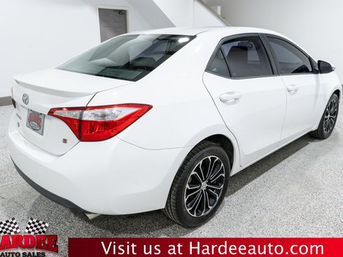 Used 2015 Toyota Corolla S image 5