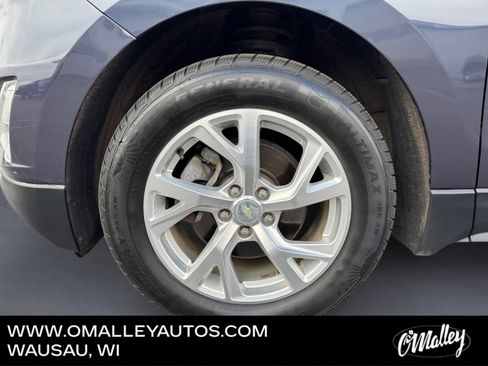 Used 2018 Chevrolet Equinox LT w/ Sun & Infotainment Package image 9