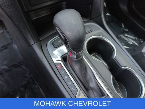 Certified 2024 Chevrolet Equinox LT AWD/4WD image 16