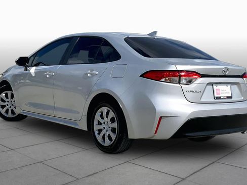 Used 2026 Toyota Corolla LE FWD image 12