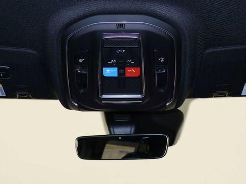 New 2025 Jeep Grand Cherokee Limited image 25