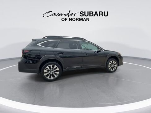 Used 2025 Subaru Outback Limited image 9