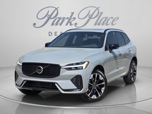 Used 2026 Volvo XC60 B5 Plus w/ Protection Package Premier AWD/4WD image 1