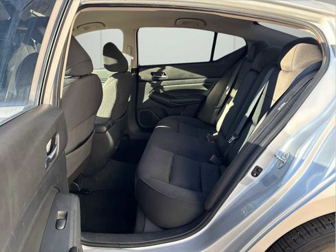 Used 2020 Nissan Altima 2.5 S image 12