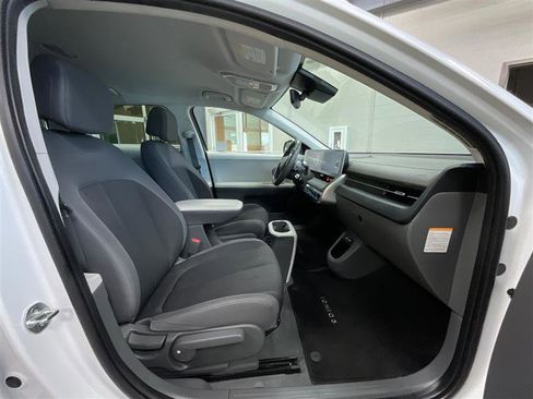 Used 2024 Hyundai Ioniq 5 SEL RWD image 9