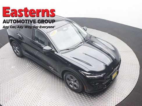 Used 2021 Ford Mustang Mach-E Select RWD image 3