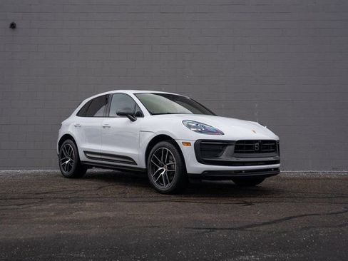 New 2026 Porsche Macan Turbo image 9