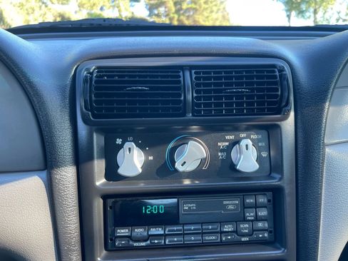 Used 2000 Ford Mustang GT image 23