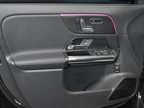 Certified 2026 Mercedes-Benz GLA 250 4MATIC image 4