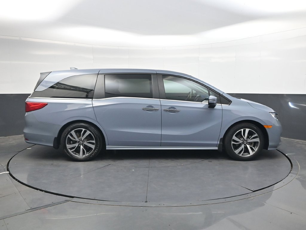 Certified 2023 Honda Odyssey Touring image 3