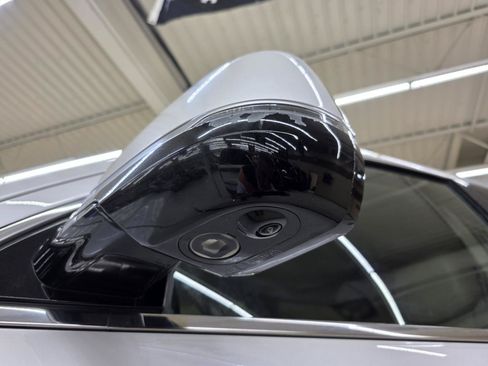 Used 2016 Cadillac Escalade 4WD image 11