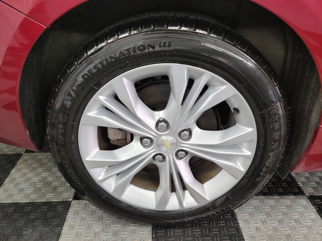 Used 2015 Chevrolet Impala LT w/ Convenience Package FWD image 23