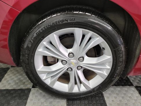 Used 2015 Chevrolet Impala LT w/ Convenience Package FWD image 23