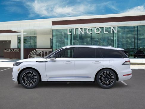 New 2026 Lincoln Aviator Black Label w/ Dynamic Handling Package AWD/4WD image 3