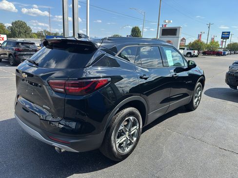 Used 2023 Chevrolet Blazer LT w/ Convenience Package image 4