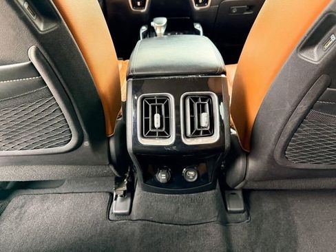 Used 2021 Kia Sorento SX Prestige image 22