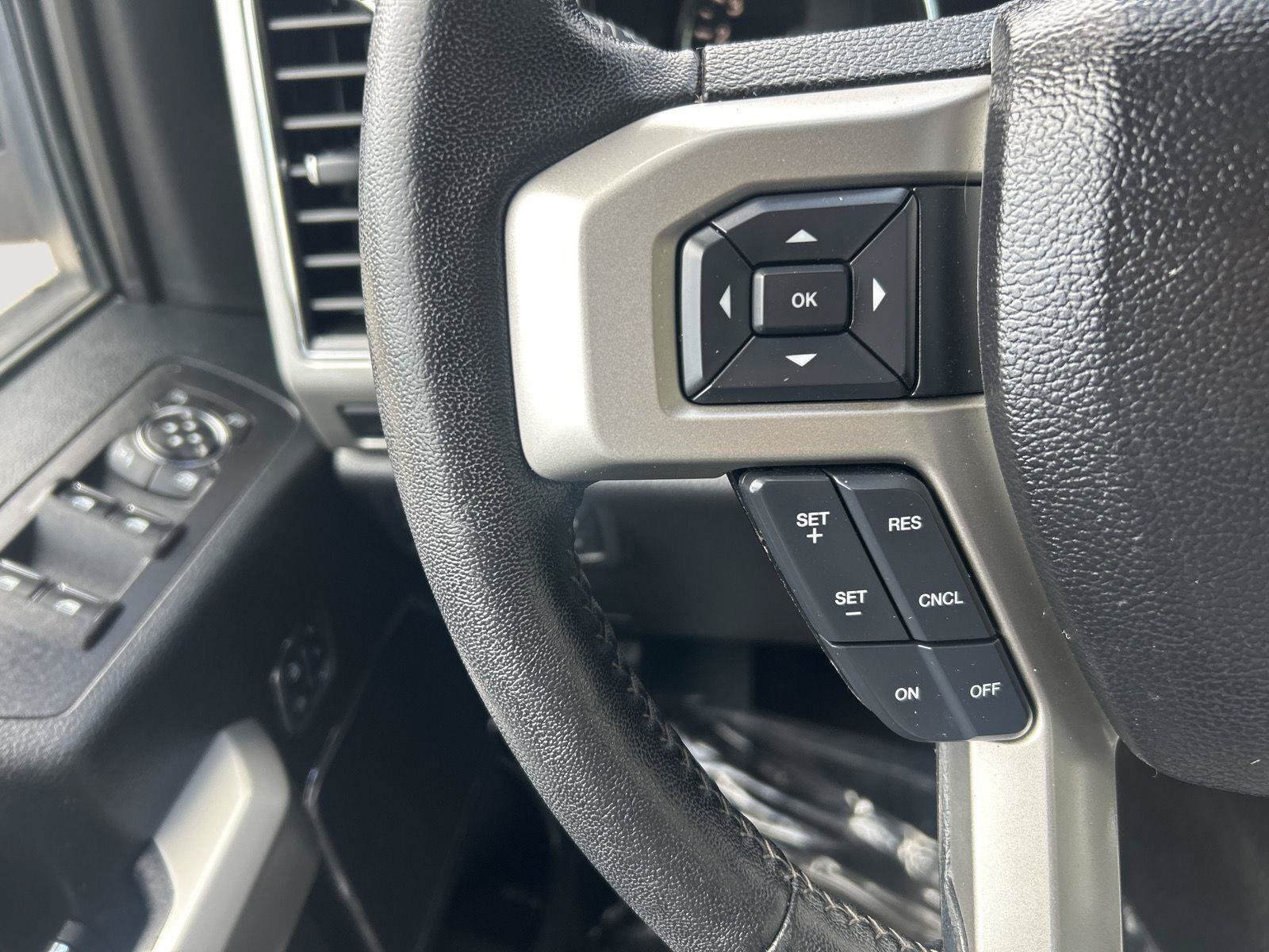 Used 2017 Ford F150 Lariat w/ Equipment Group 502A Luxury AWD/4WD image 19