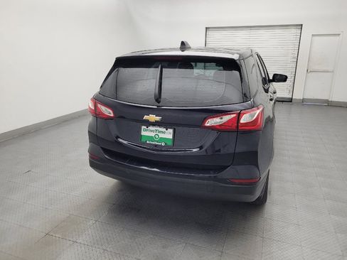 Used 2021 Chevrolet Equinox LS FWD image 7