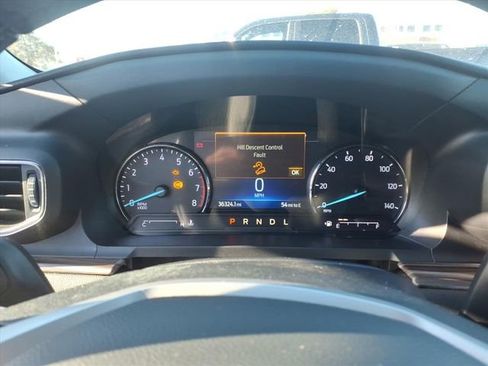 Used 2022 Ford Explorer Limited w/ Equipment Group 301A image 21