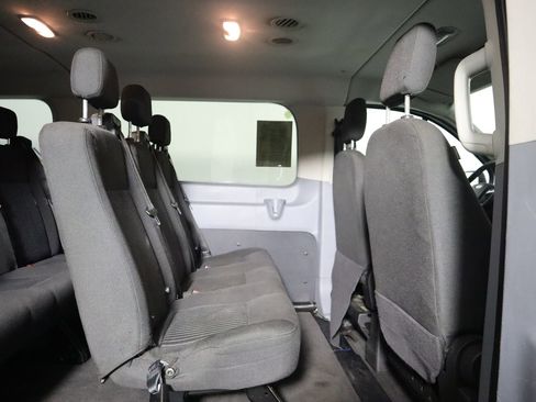 Used 2016 Ford Transit 150 XL image 38