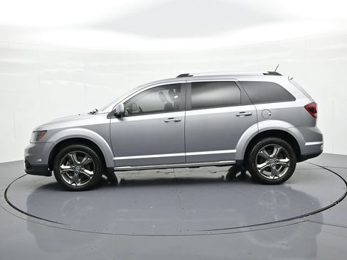 Used 2017 Dodge Journey Crossroad AWD/4WD image 9