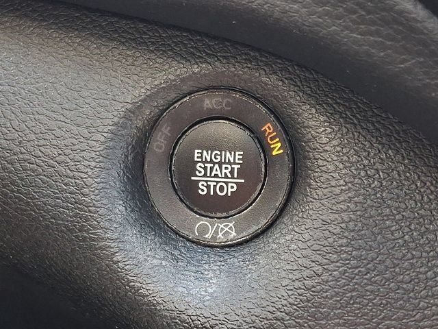 Used 2019 Jeep Cherokee Limited AWD/4WD image 24
