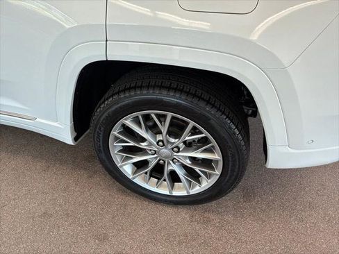 Certified 2024 Jeep Grand Cherokee Summit w/ Adv Protech Group IV AWD/4WD image 16