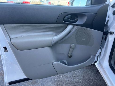 Used 2007 Ford Focus S image 19