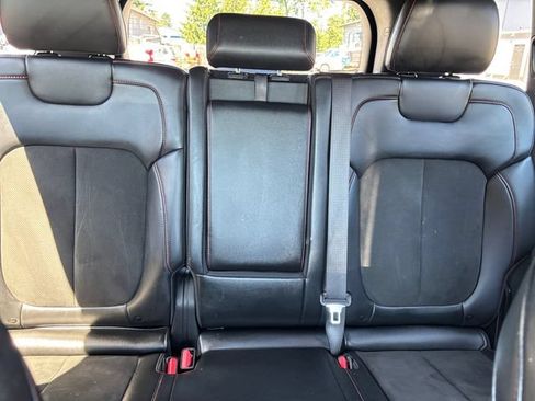 Used 2022 Jeep Grand Cherokee Trailhawk w/ Advanced Protech Group II AWD/4WD image 22