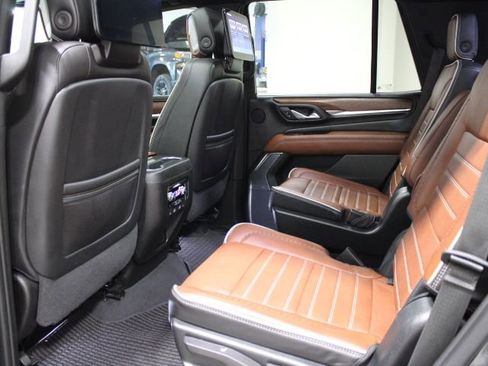 Used 2023 GMC Yukon Denali Ultimate image 24