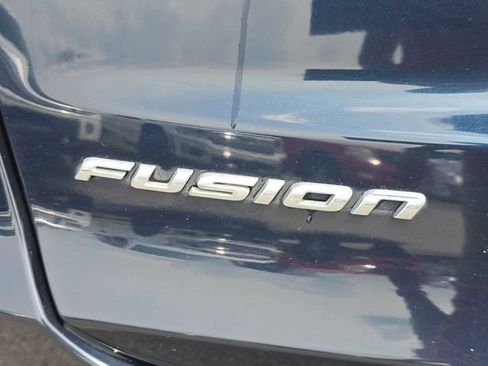 Used 2020 Ford Fusion SE FWD image 33