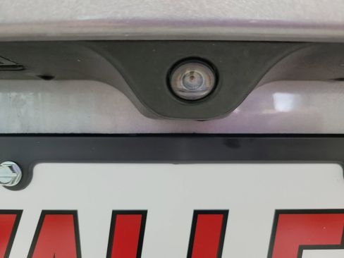 Used 2020 Jeep Compass Latitude w/ Cold Weather Group image 12