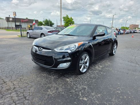 Used 2014 Hyundai Veloster w/ Technology Package 03 FWD image 1