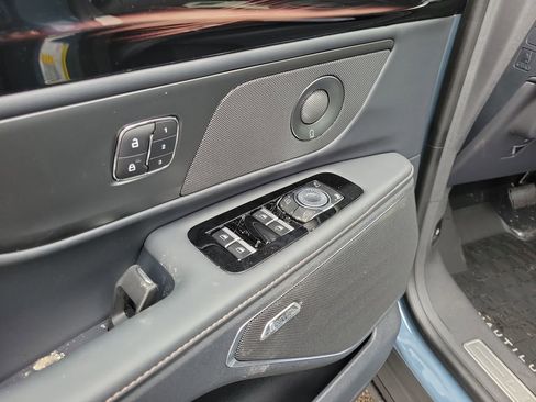 New 2026 Lincoln Nautilus Premier w/ Equipment Group 102A image 19